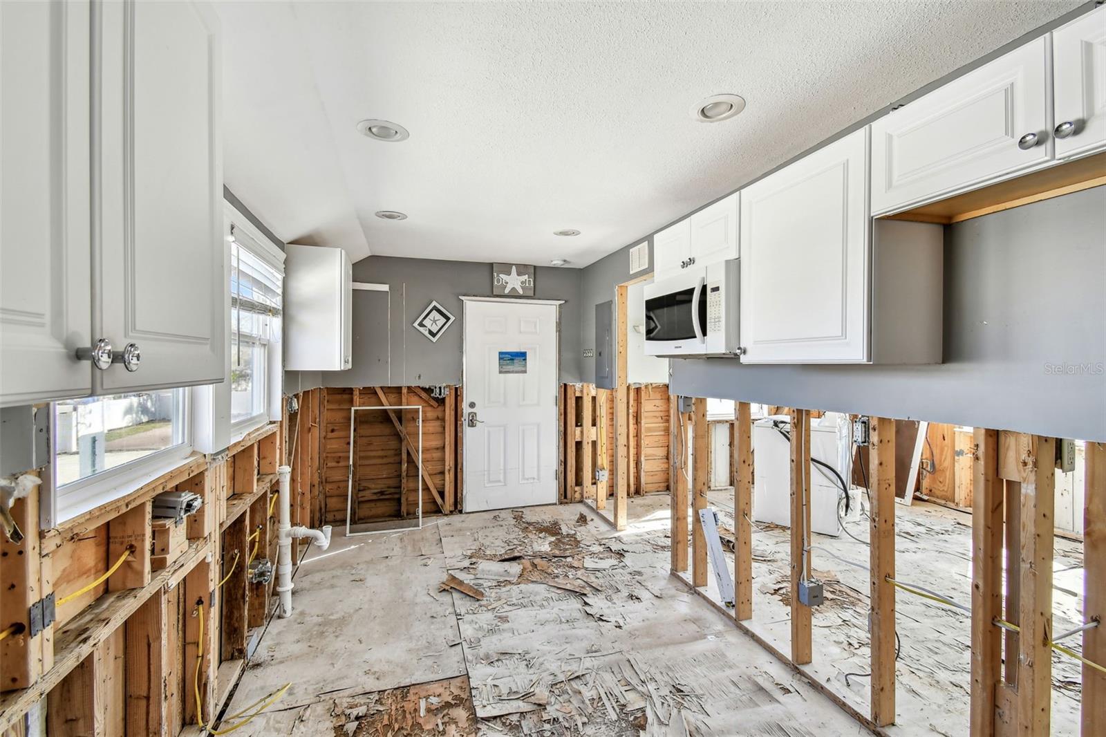 101 146TH AVE, MADEIRA BEACH, FL, 33708