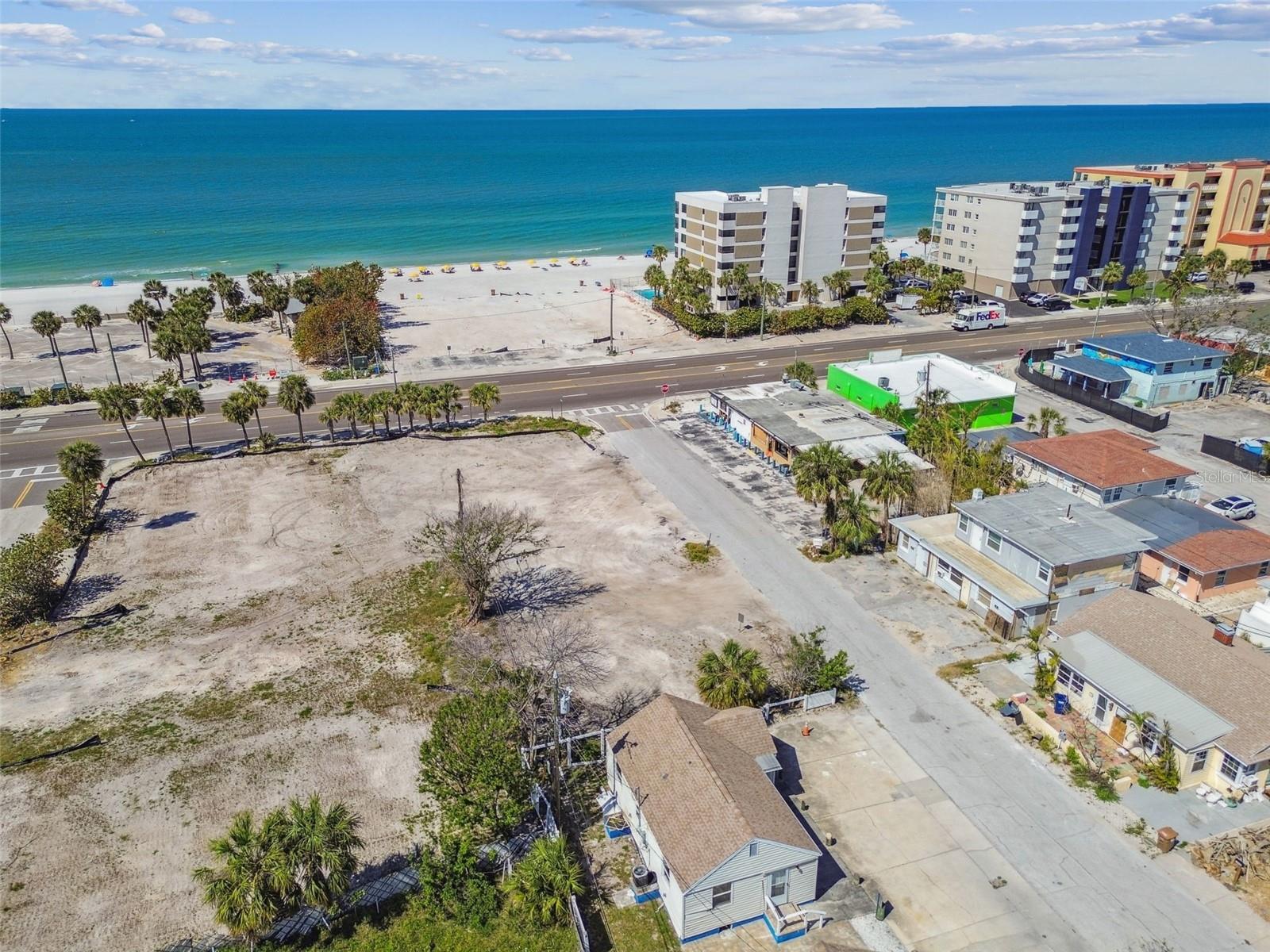 101 146TH AVE, MADEIRA BEACH, FL, 33708