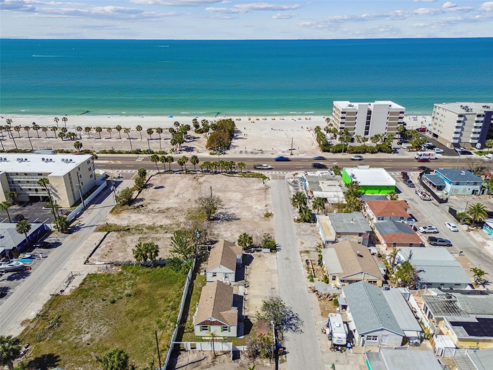 101 146TH AVE, MADEIRA BEACH, FL, 33708