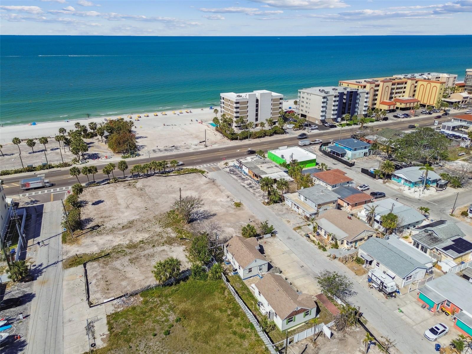 101 146TH AVE, MADEIRA BEACH, FL, 33708
