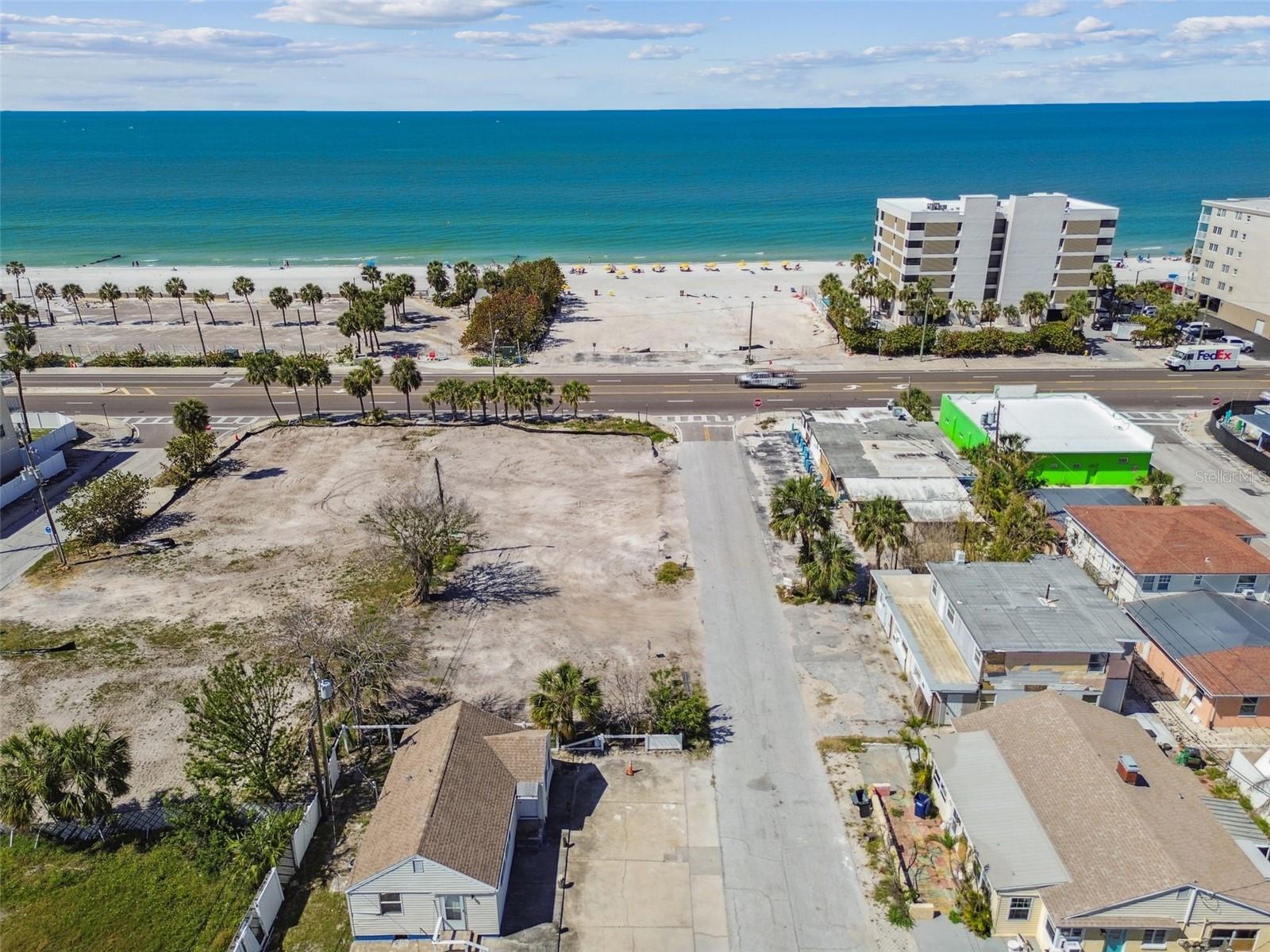 101 146TH AVE, MADEIRA BEACH, FL, 33708