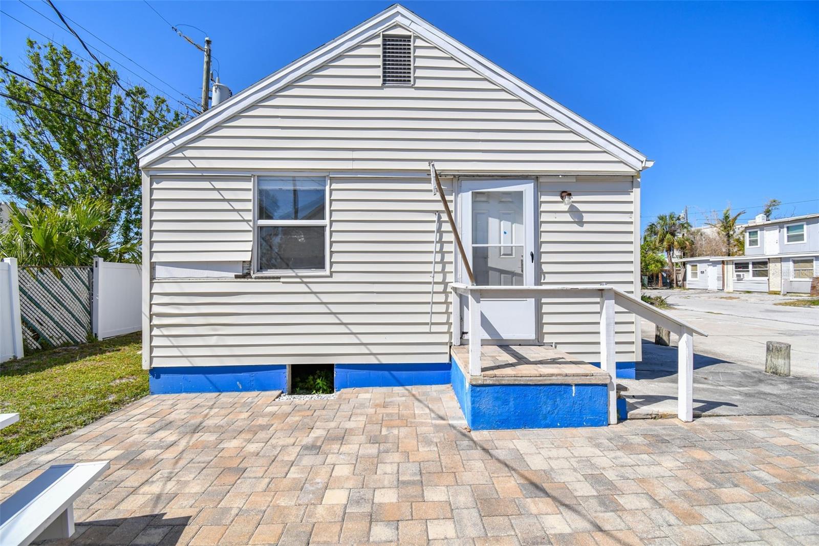 101 146TH AVE, MADEIRA BEACH, FL, 33708