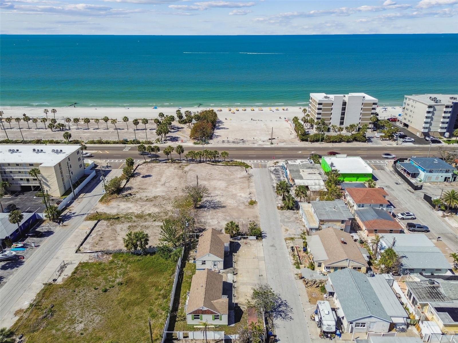 101 146TH AVE, MADEIRA BEACH, FL, 33708