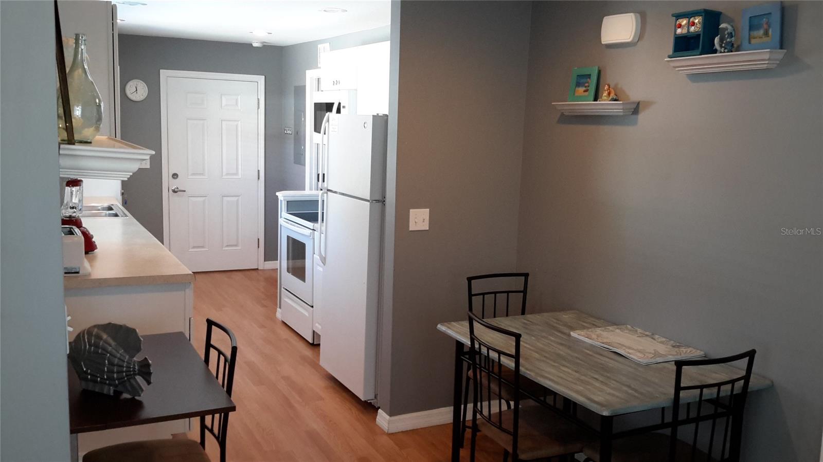 101 146TH AVE, MADEIRA BEACH, FL, 33708