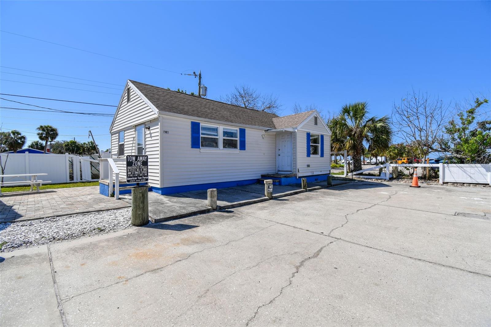 101 146TH AVE, MADEIRA BEACH, FL, 33708