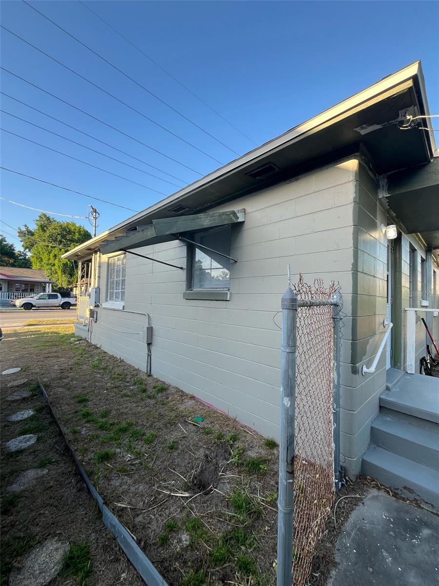 1013 E LAKE AVE, TAMPA, FL, 33605