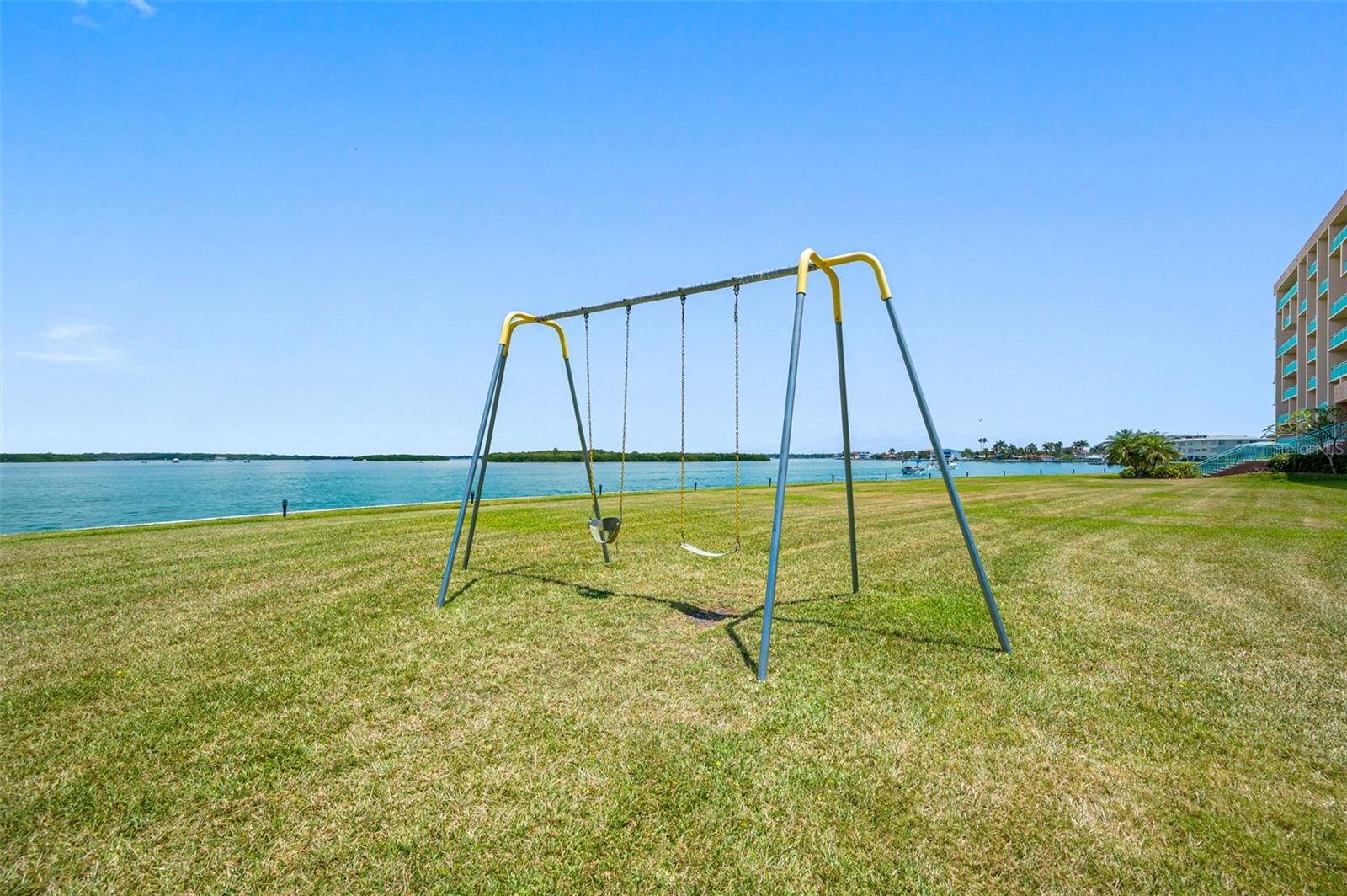 1 KEY CAPRI #608E, TREASURE ISLAND, FL, 33706