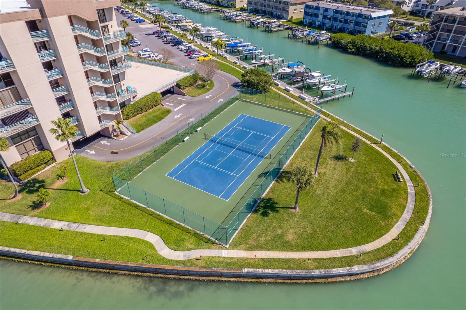 1 KEY CAPRI #608E, TREASURE ISLAND, FL, 33706