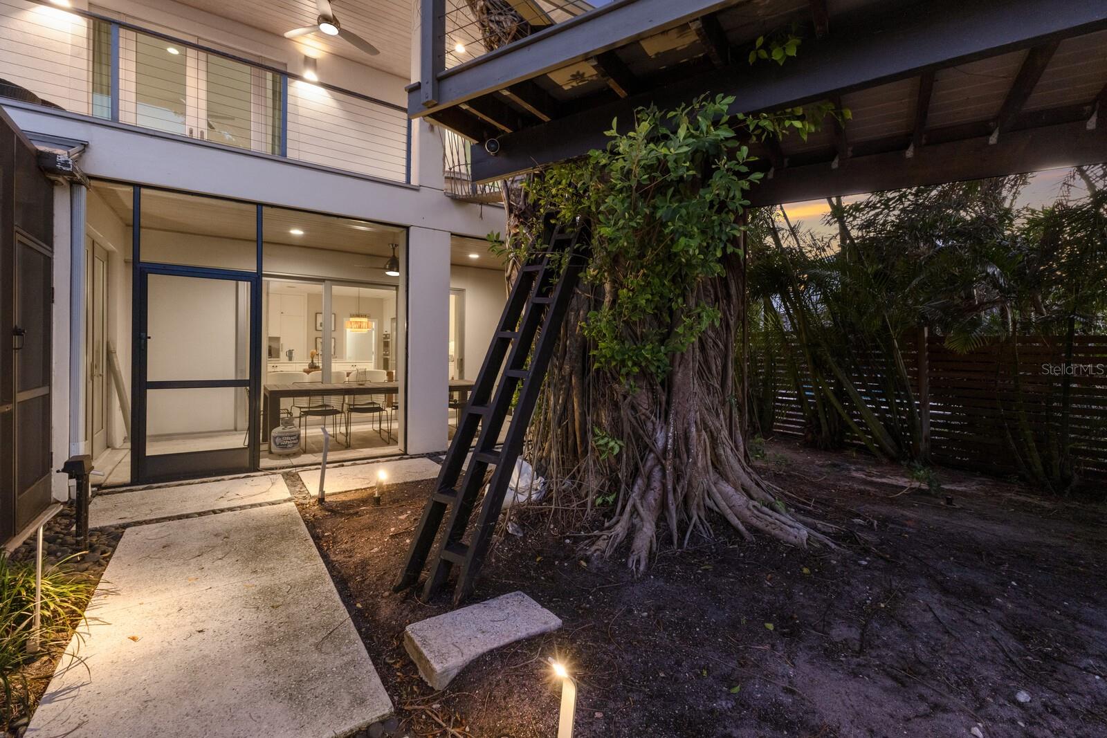 A4650032 Property Photo