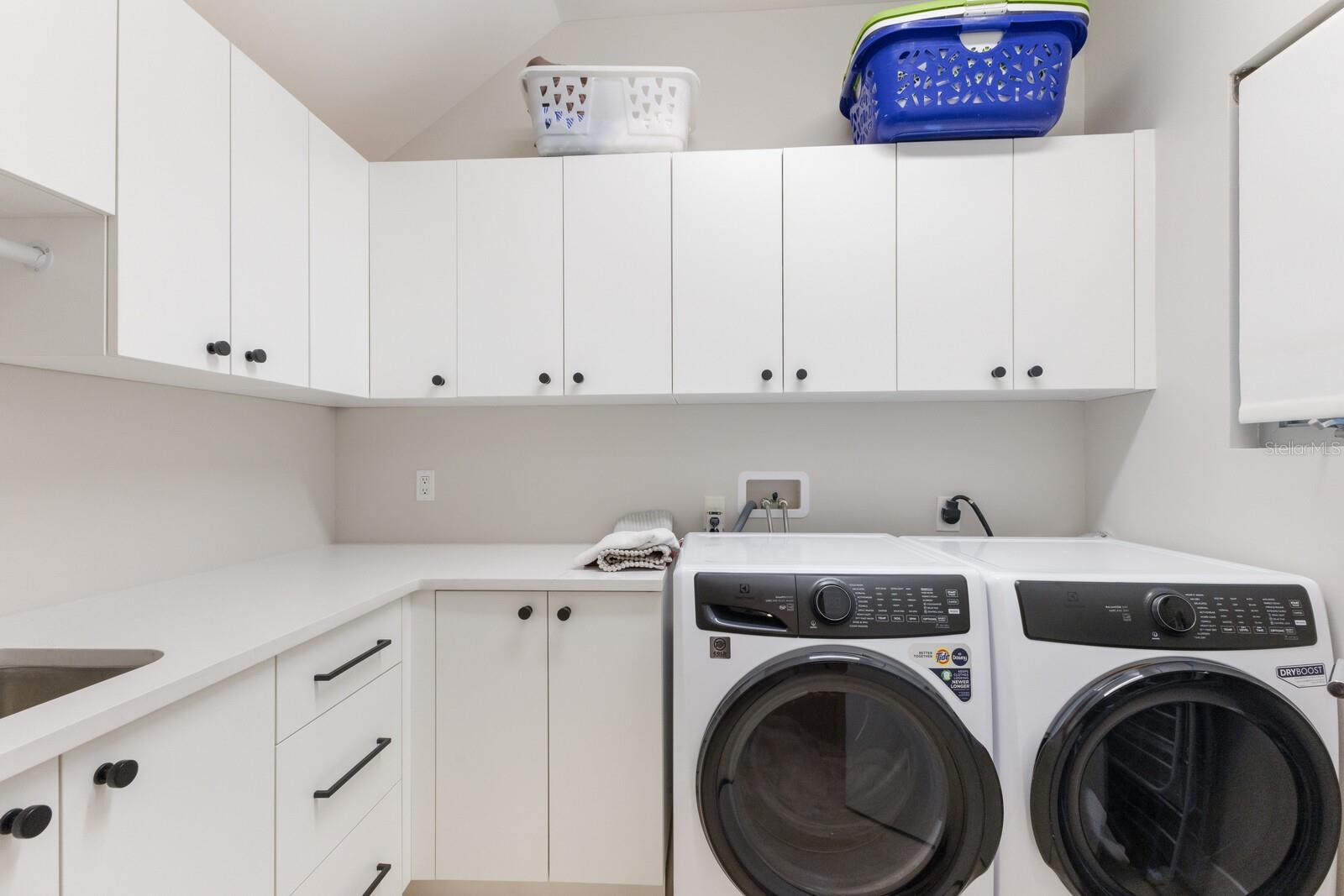 A4650032 Property Photo