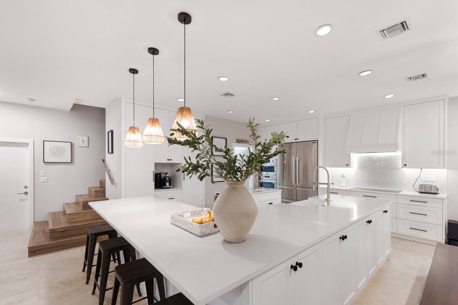 A4650032 Property Photo