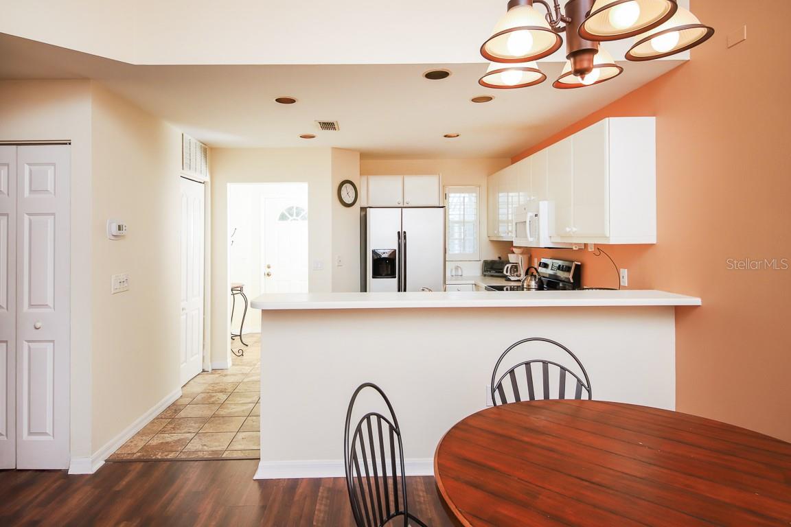 3605 54TH DR W #202, BRADENTON, FL, 34210