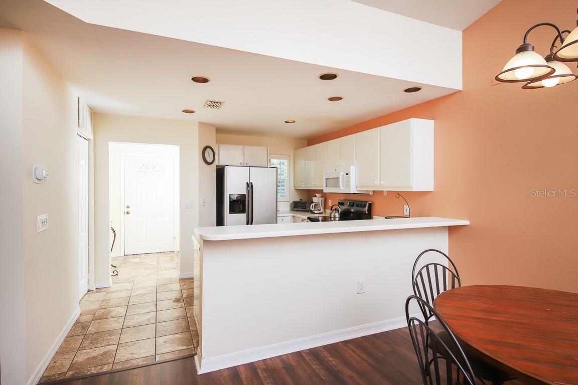 3605 54TH DR W #202, BRADENTON, FL, 34210