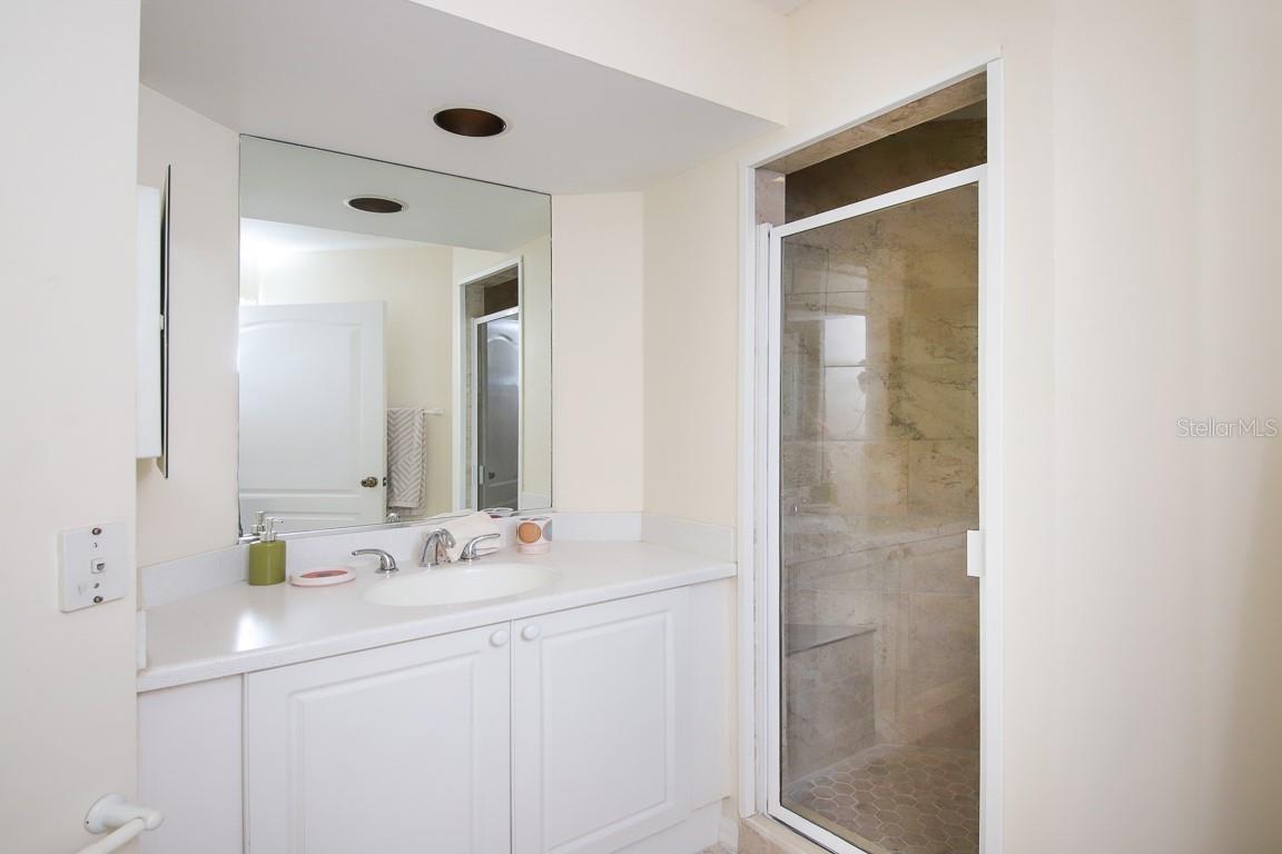 3605 54TH DR W #202, BRADENTON, FL, 34210