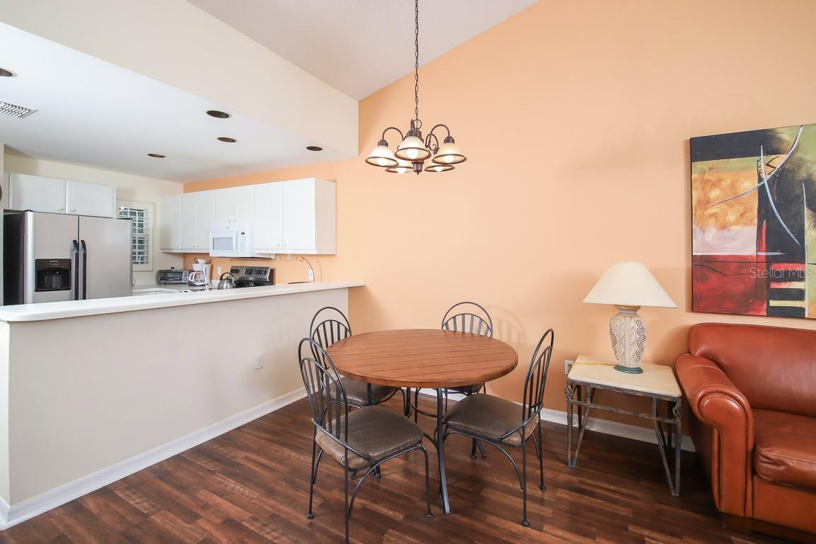 3605 54TH DR W #202, BRADENTON, FL, 34210