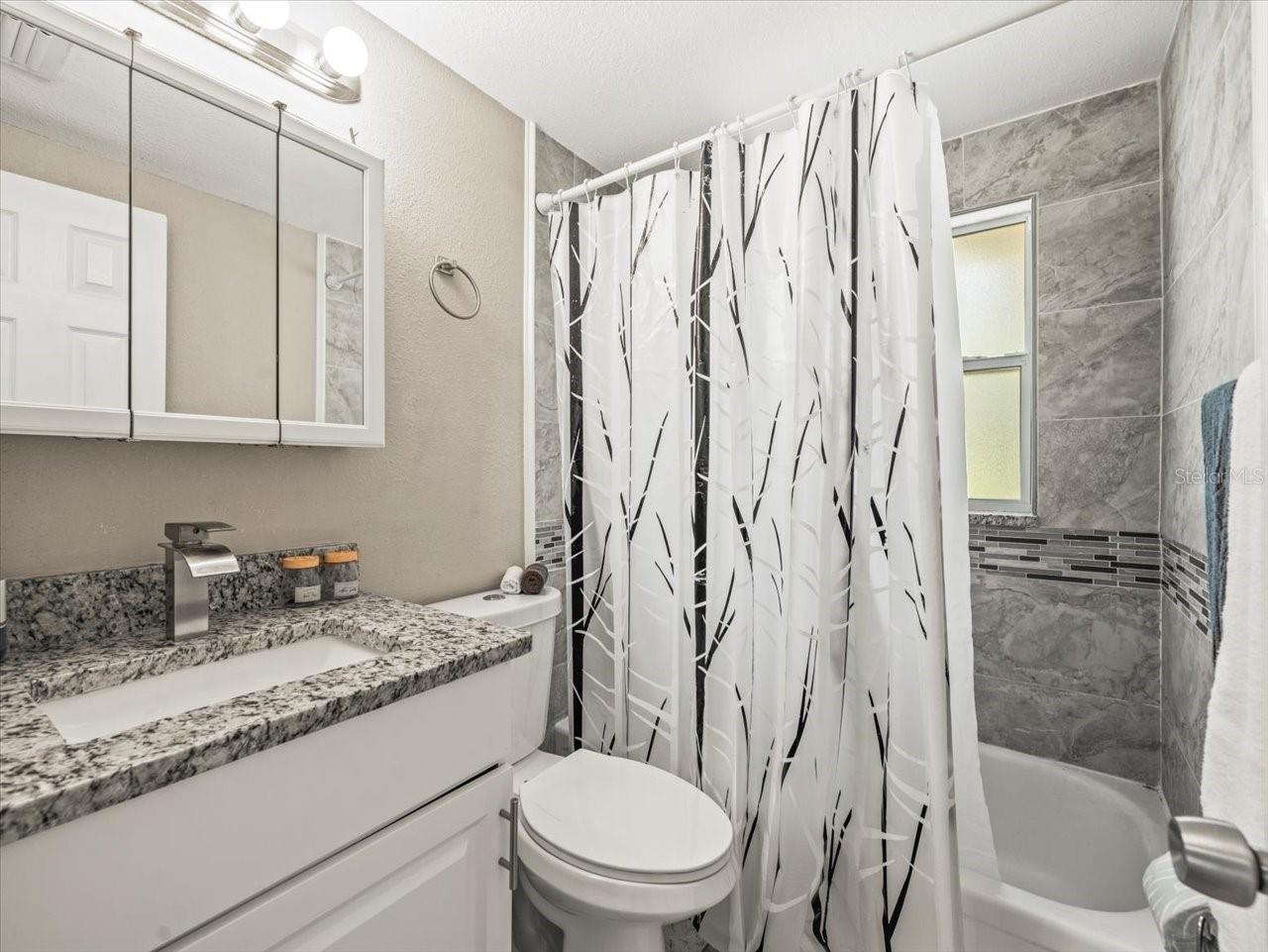 6627 MAIN ST, NEW PORT RICHEY, FL, 34653