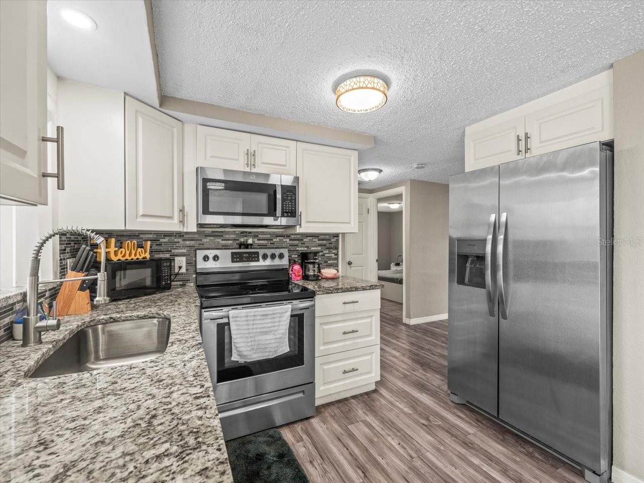 6627 MAIN ST, NEW PORT RICHEY, FL, 34653