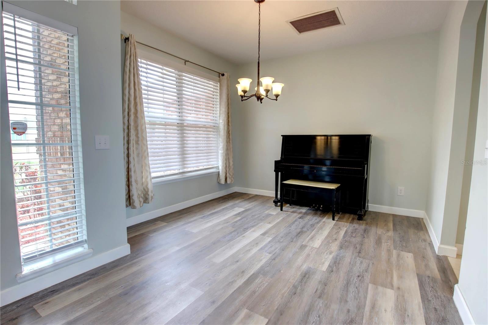 1392 WALTON AVE, DELTONA, FL, 32738