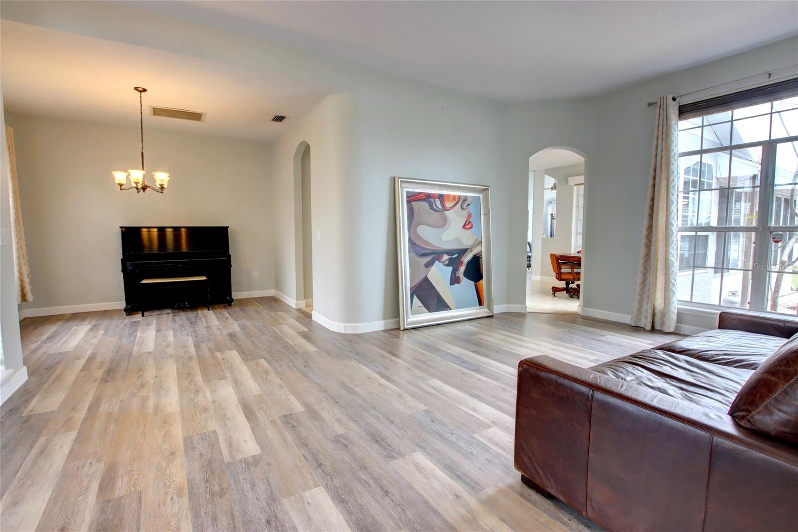 1392 WALTON AVE, DELTONA, FL, 32738