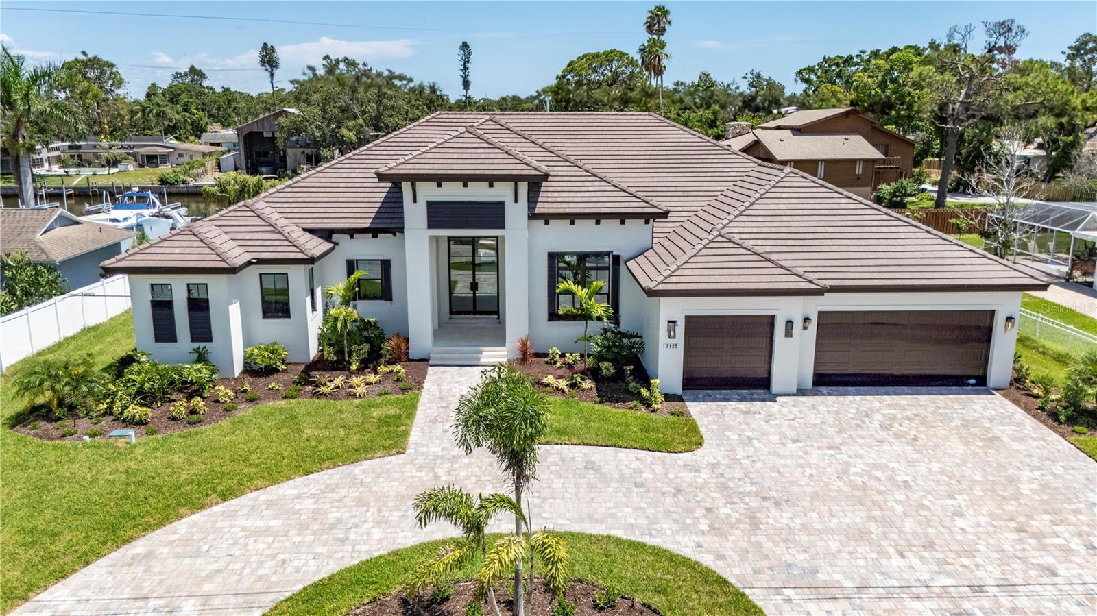 7125 WESTMORELAND DR, SARASOTA, FL, 34243