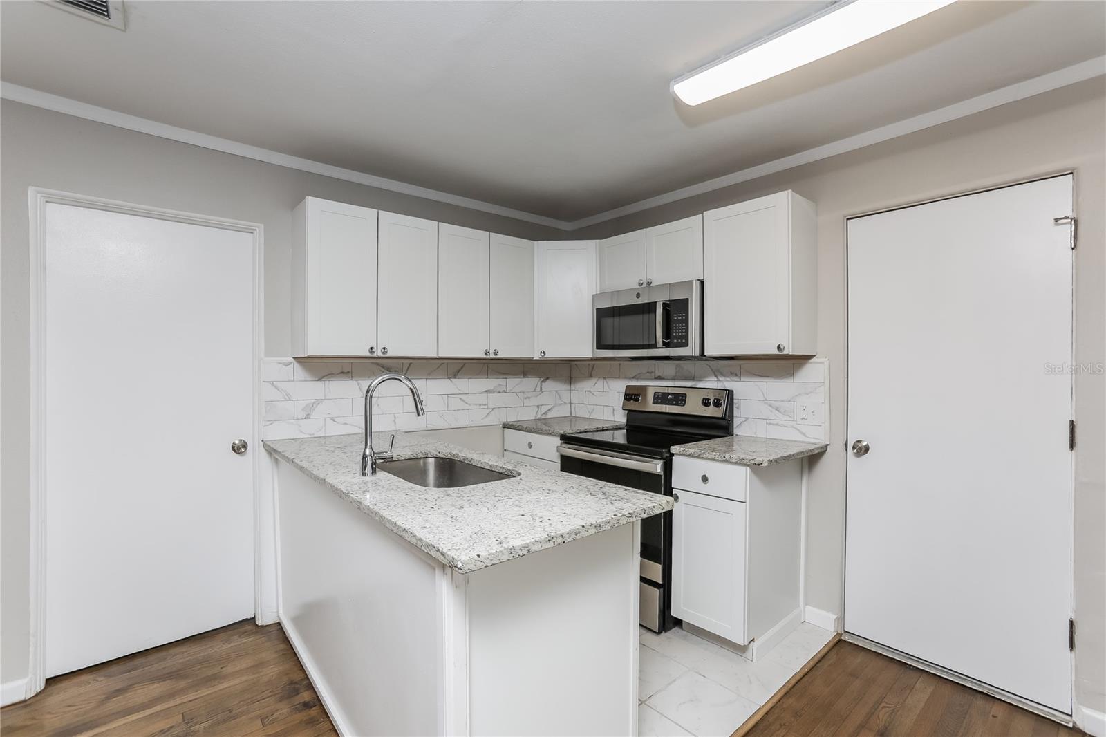 221 EDWARDS AVE, ORANGE CITY, FL, 32763