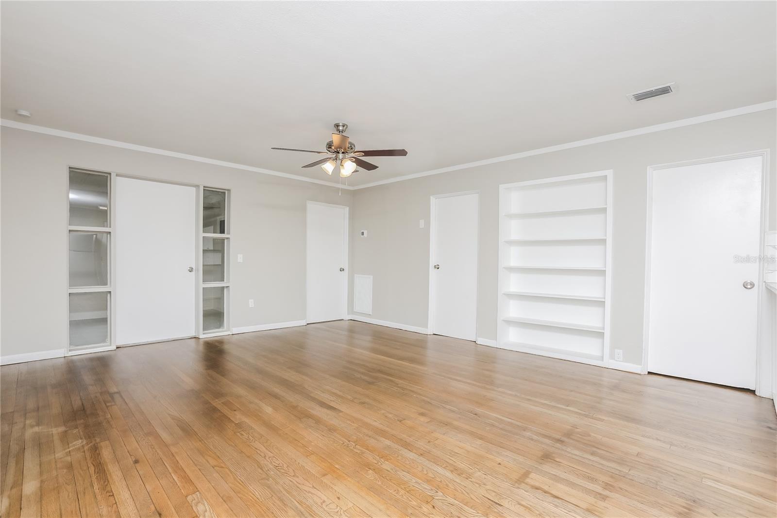 221 EDWARDS AVE, ORANGE CITY, FL, 32763