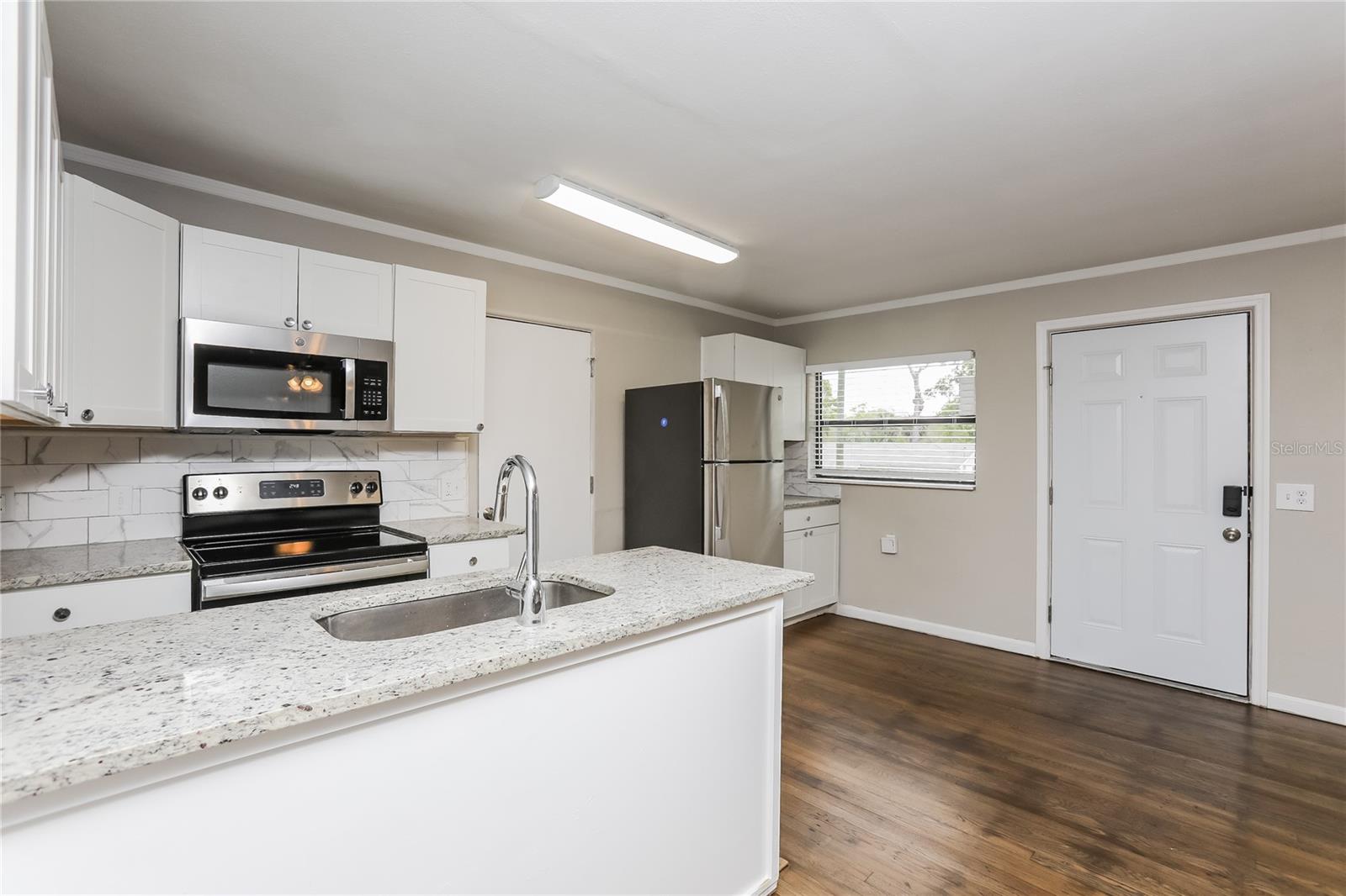 221 EDWARDS AVE, ORANGE CITY, FL, 32763