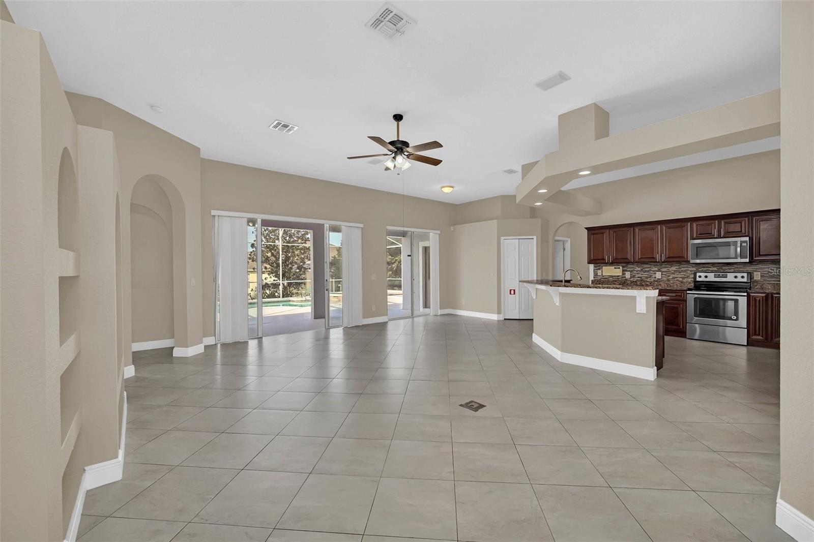 409 BELFRY DR, DAVENPORT, FL, 33897