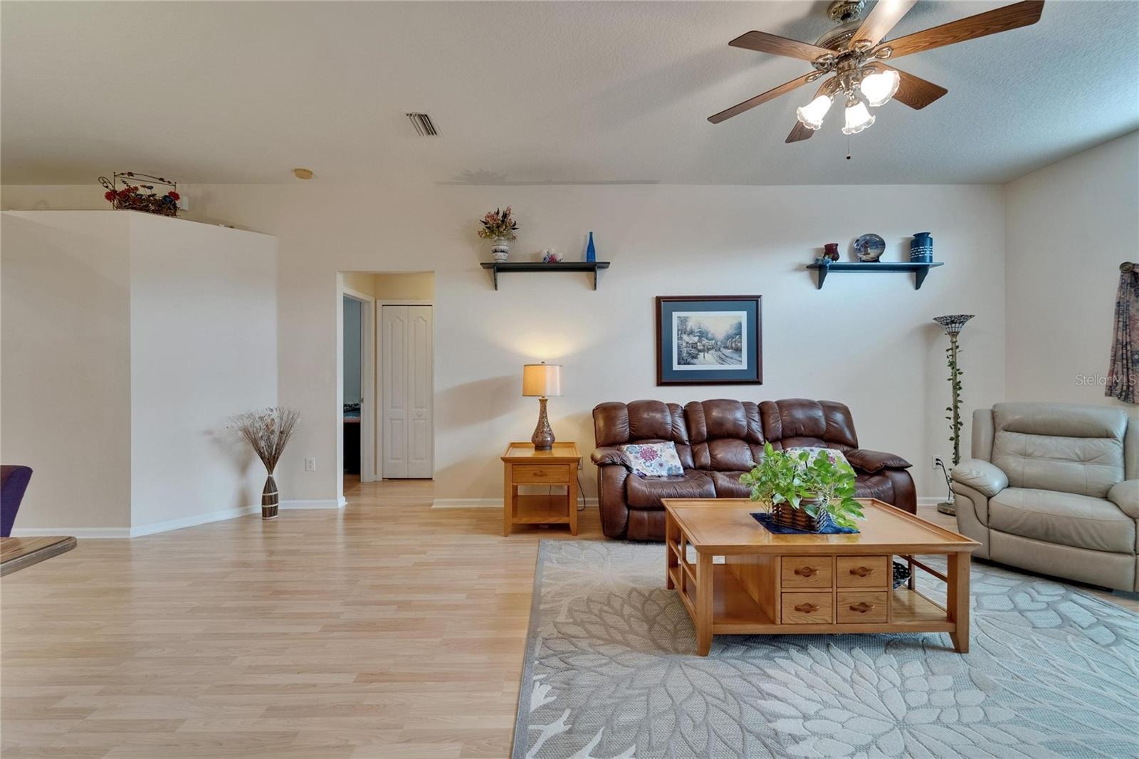 1040 SUMMER BREEZE DR, BRANDON, FL, 33511