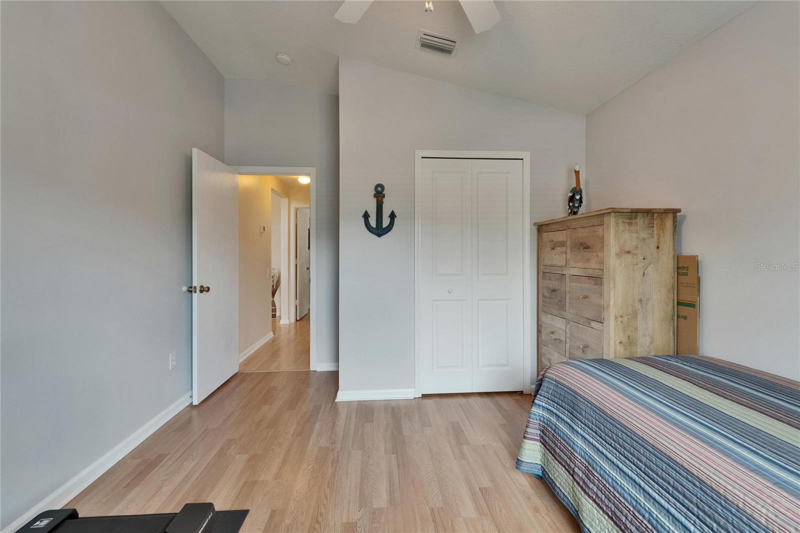 1040 SUMMER BREEZE DR, BRANDON, FL, 33511