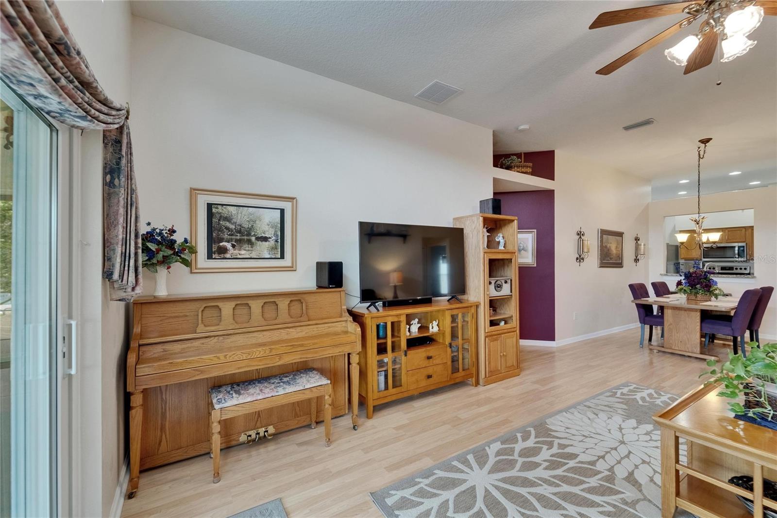 1040 SUMMER BREEZE DR, BRANDON, FL, 33511