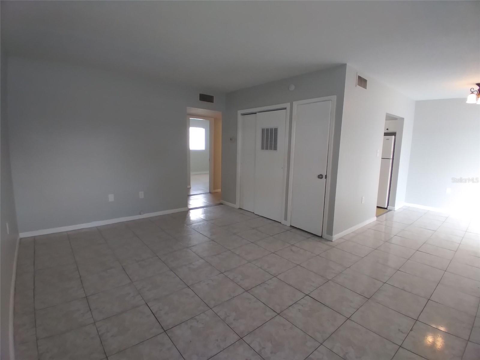 706 W DIXIE AVE #17, LEESBURG, FL, 34748