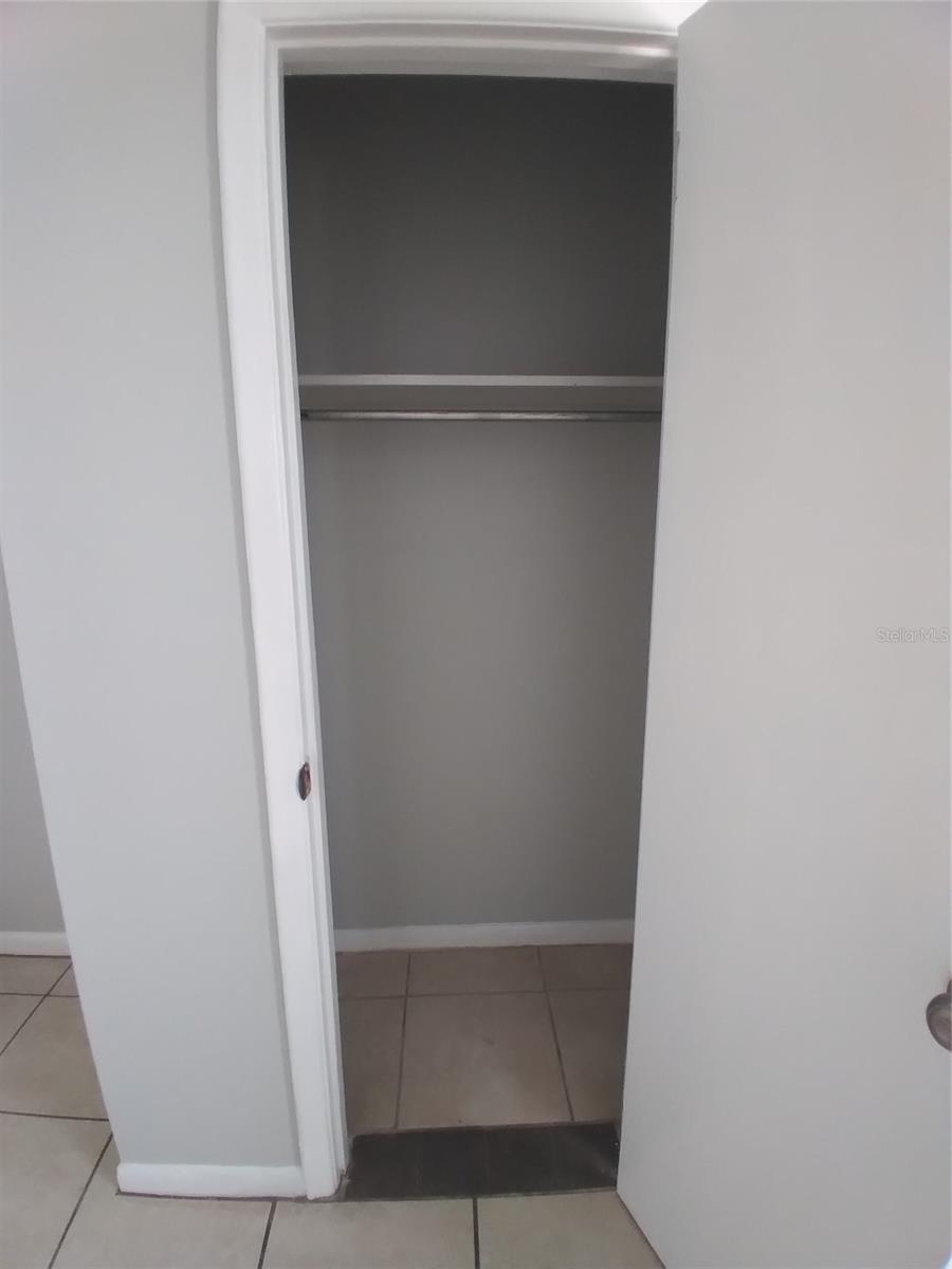 706 W DIXIE AVE #17, LEESBURG, FL, 34748