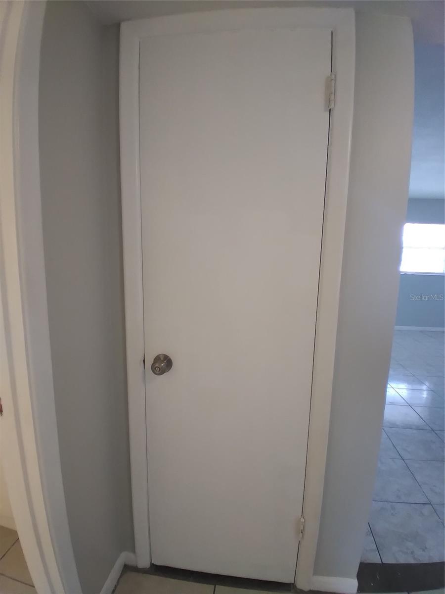 706 W DIXIE AVE #17, LEESBURG, FL, 34748