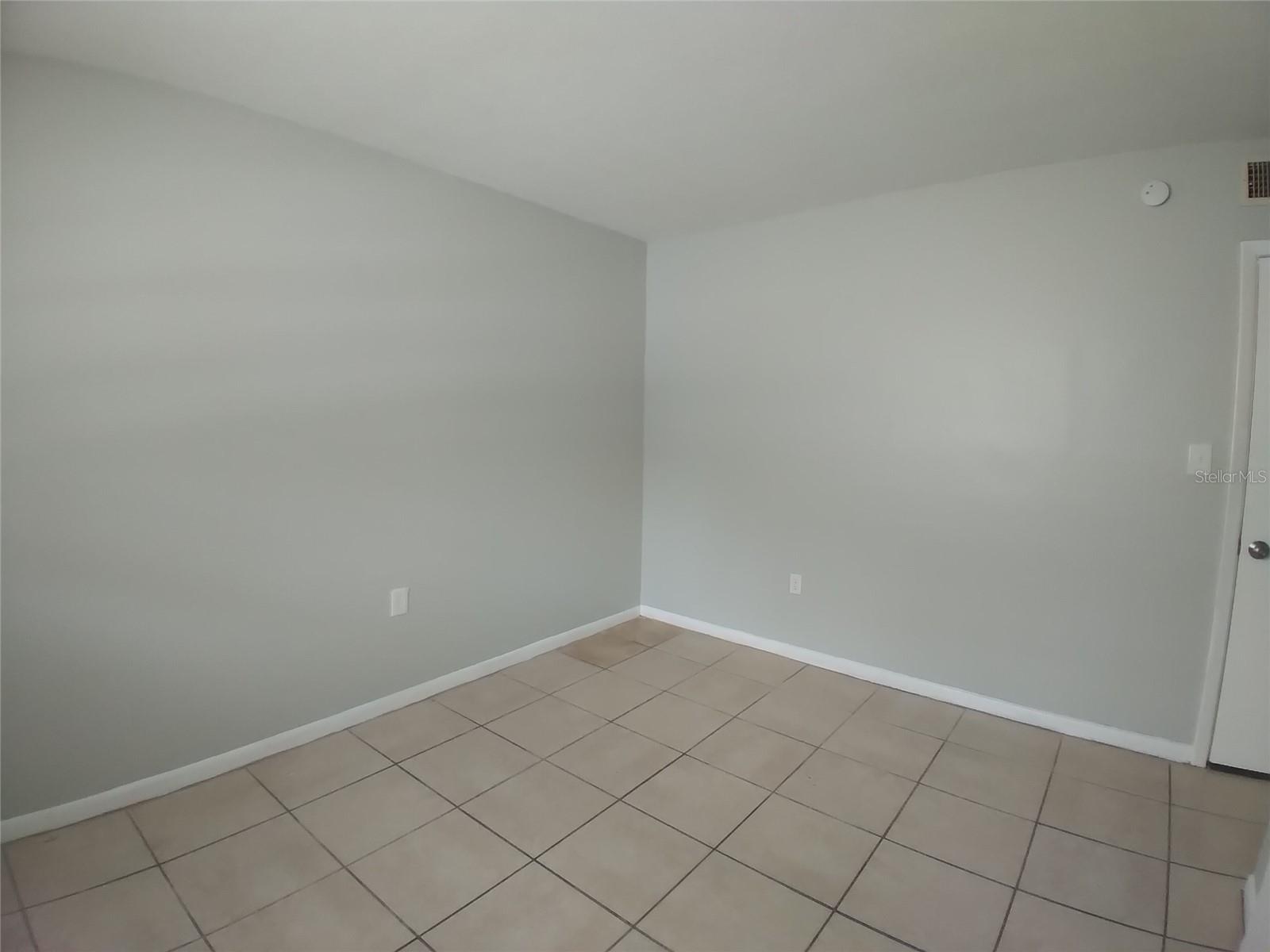 706 W DIXIE AVE #17, LEESBURG, FL, 34748