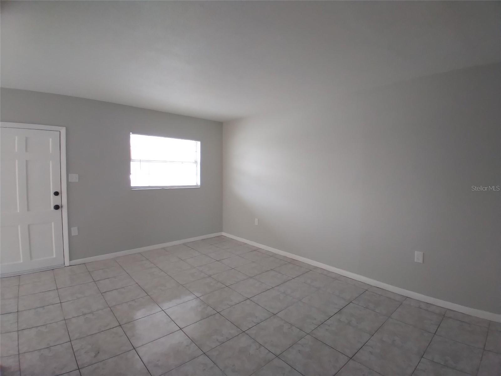 706 W DIXIE AVE #17, LEESBURG, FL, 34748