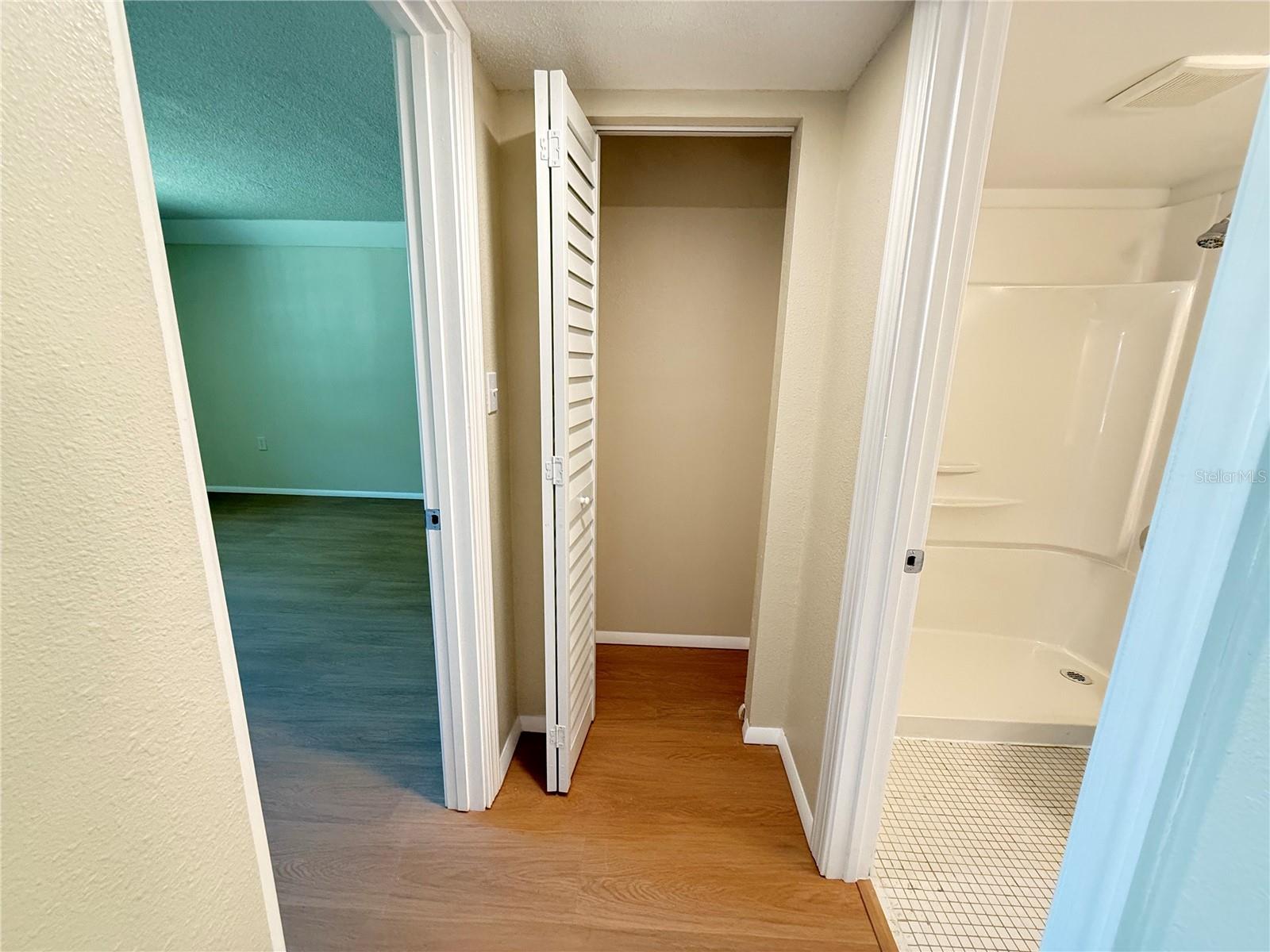 TB8377960 Property Photo