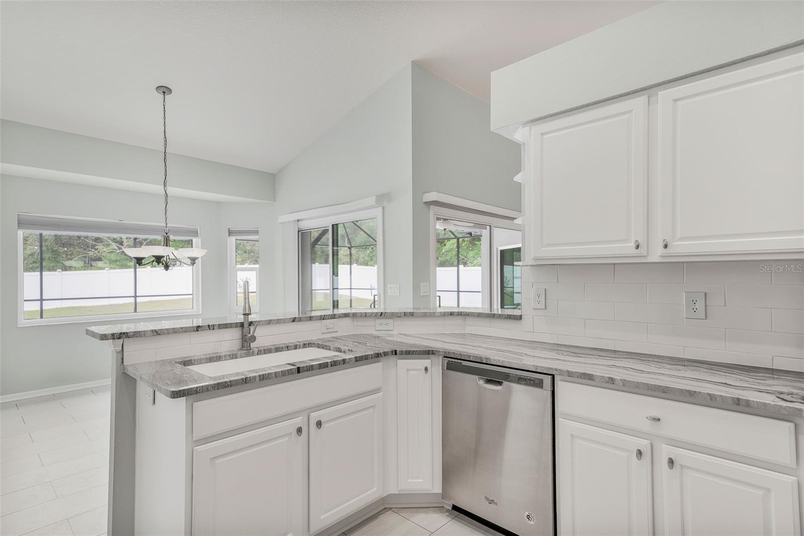 4070 N FOREST LAKE DR, HERNANDO, FL, 34442