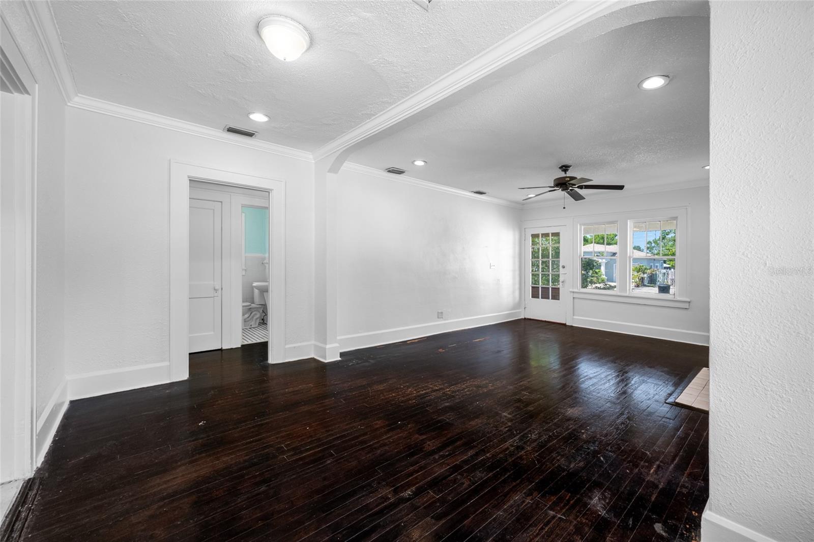 3100 11TH AVE N, ST PETERSBURG, FL, 33713