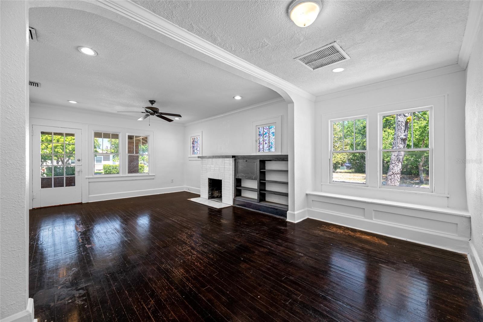 3100 11TH AVE N, ST PETERSBURG, FL, 33713