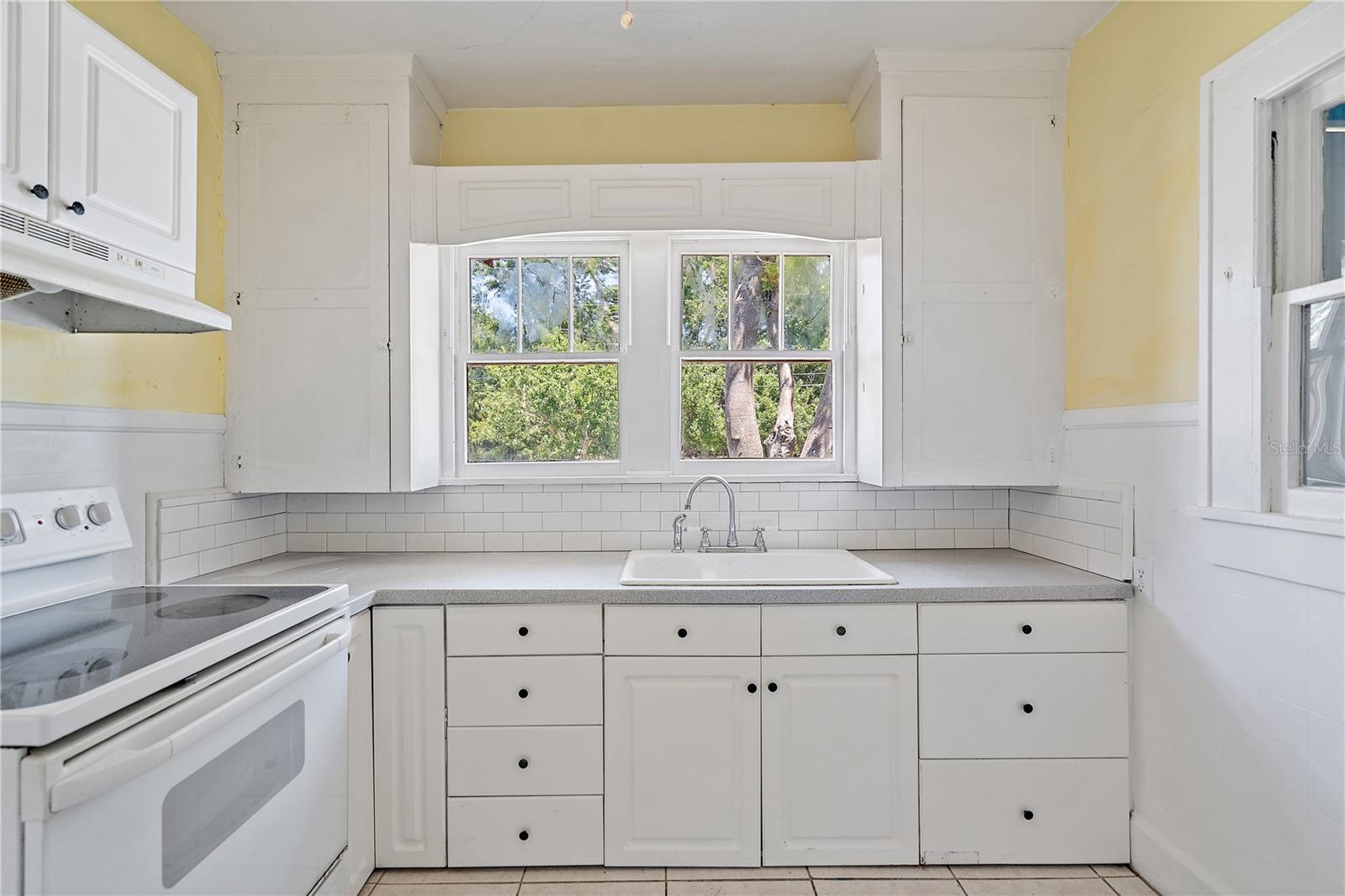 3100 11TH AVE N, ST PETERSBURG, FL, 33713