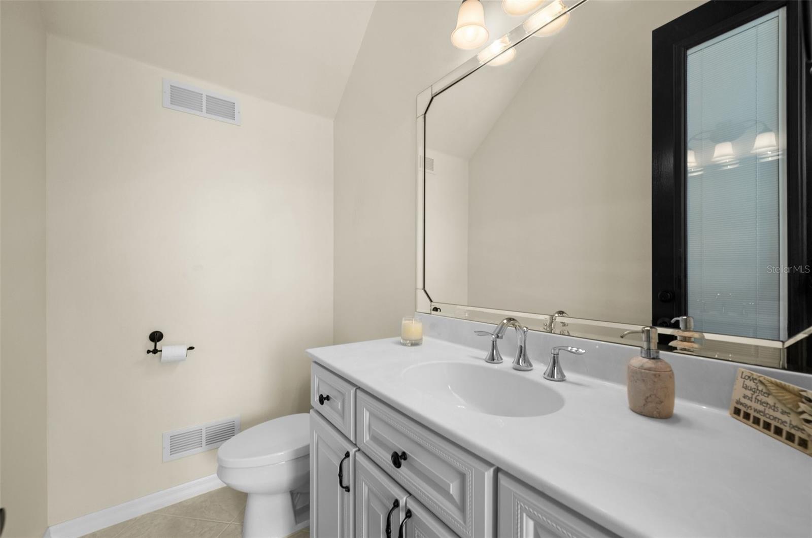 10580 POUGHKEEPSIE CIR, PORT CHARLOTTE, FL, 33981