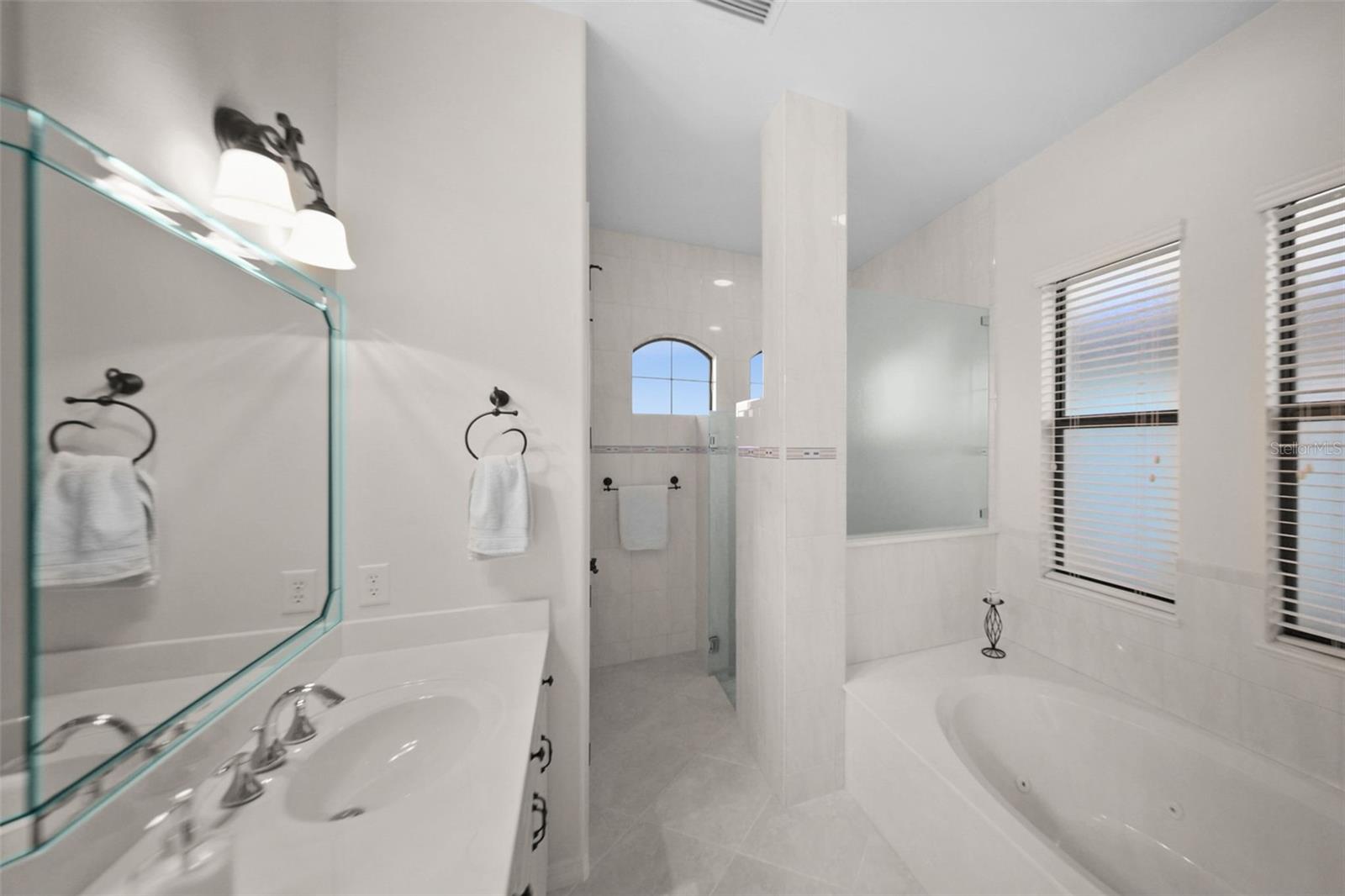 10580 POUGHKEEPSIE CIR, PORT CHARLOTTE, FL, 33981