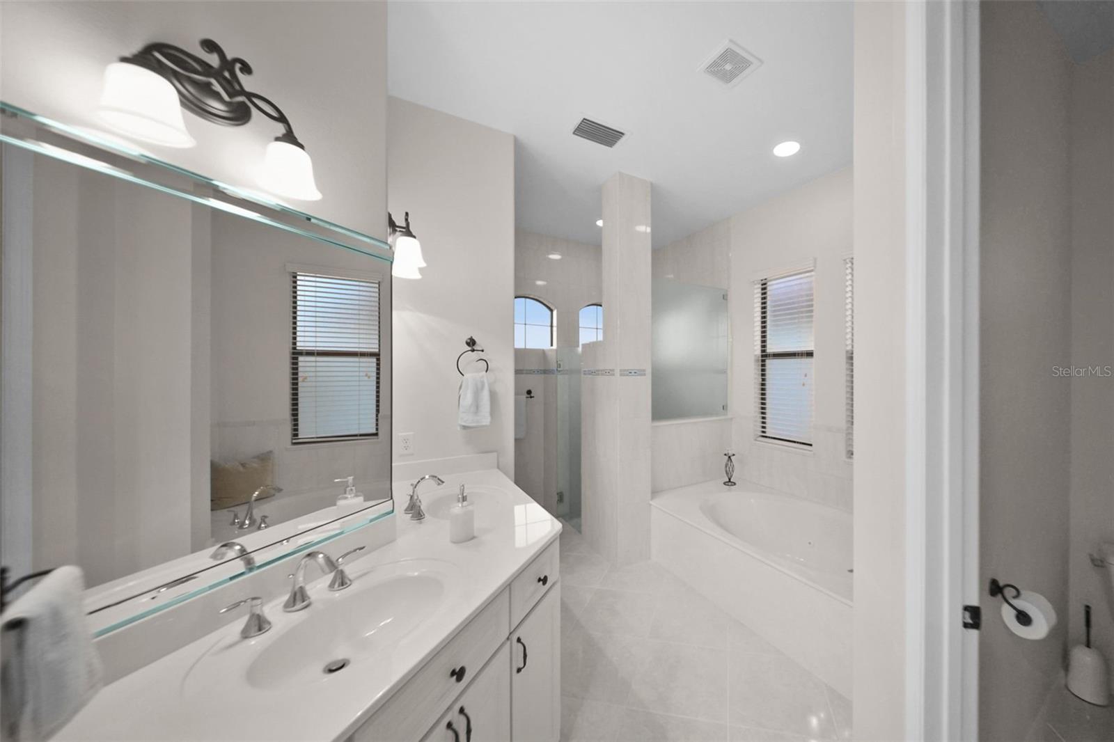 10580 POUGHKEEPSIE CIR, PORT CHARLOTTE, FL, 33981