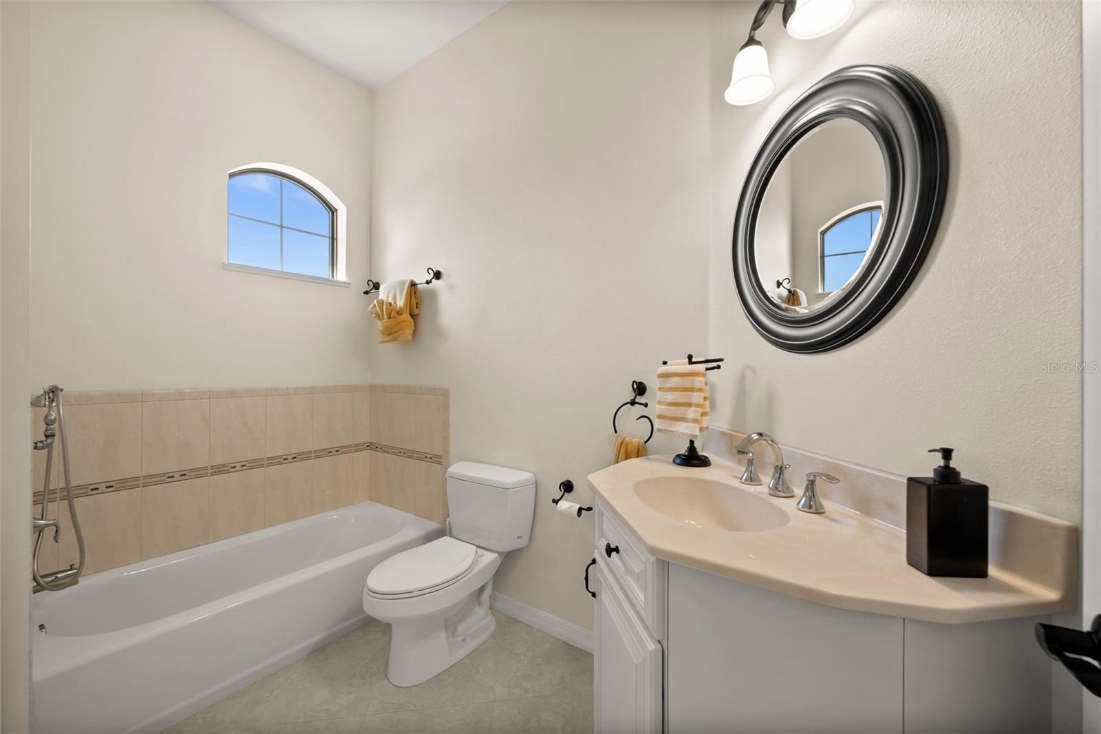 10580 POUGHKEEPSIE CIR, PORT CHARLOTTE, FL, 33981