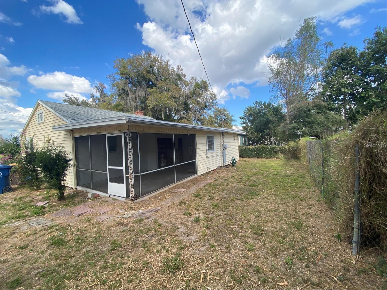 209 W 3RD ST, FROSTPROOF, FL, 33843