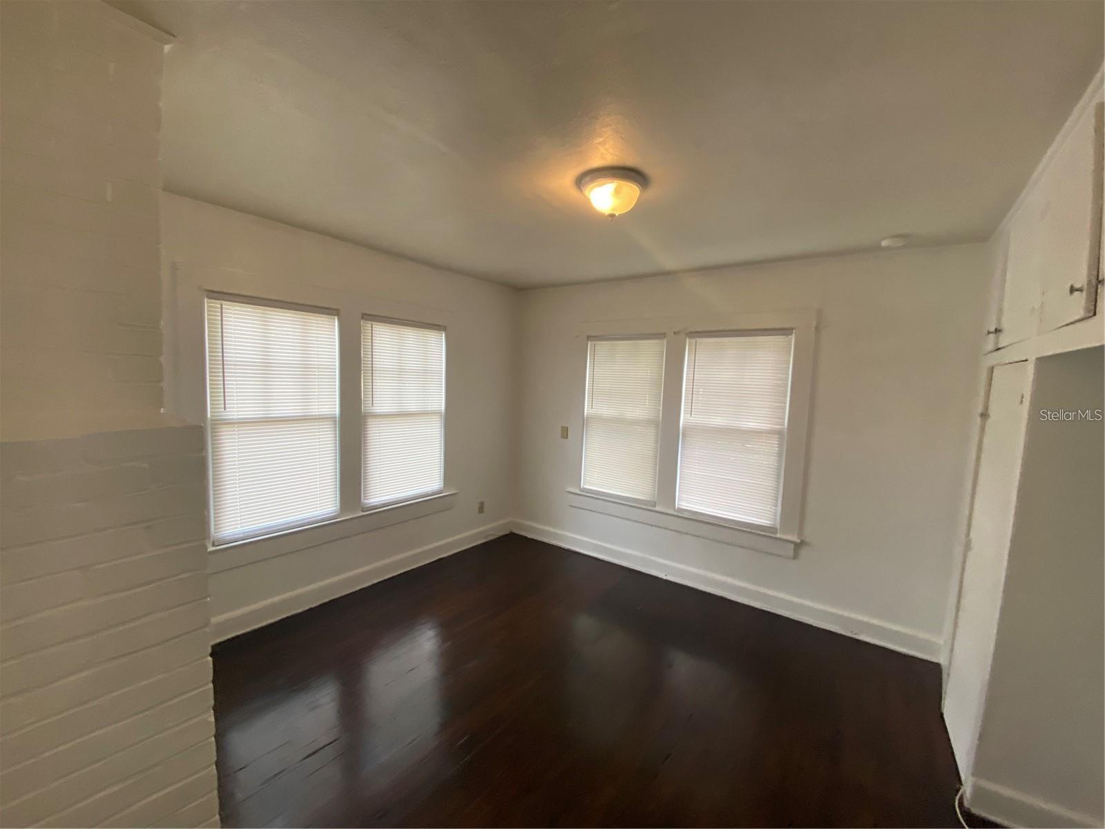 209 W 3RD ST, FROSTPROOF, FL, 33843