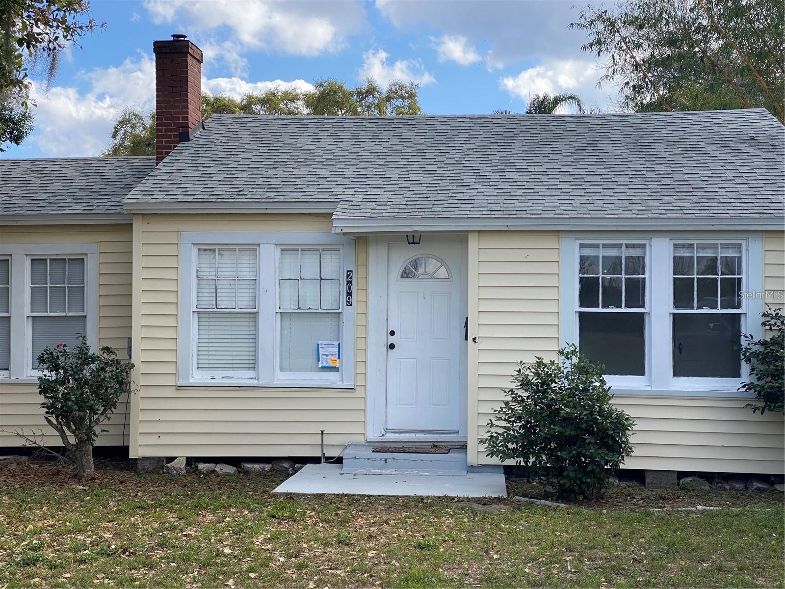 209 W 3RD ST, FROSTPROOF, FL, 33843