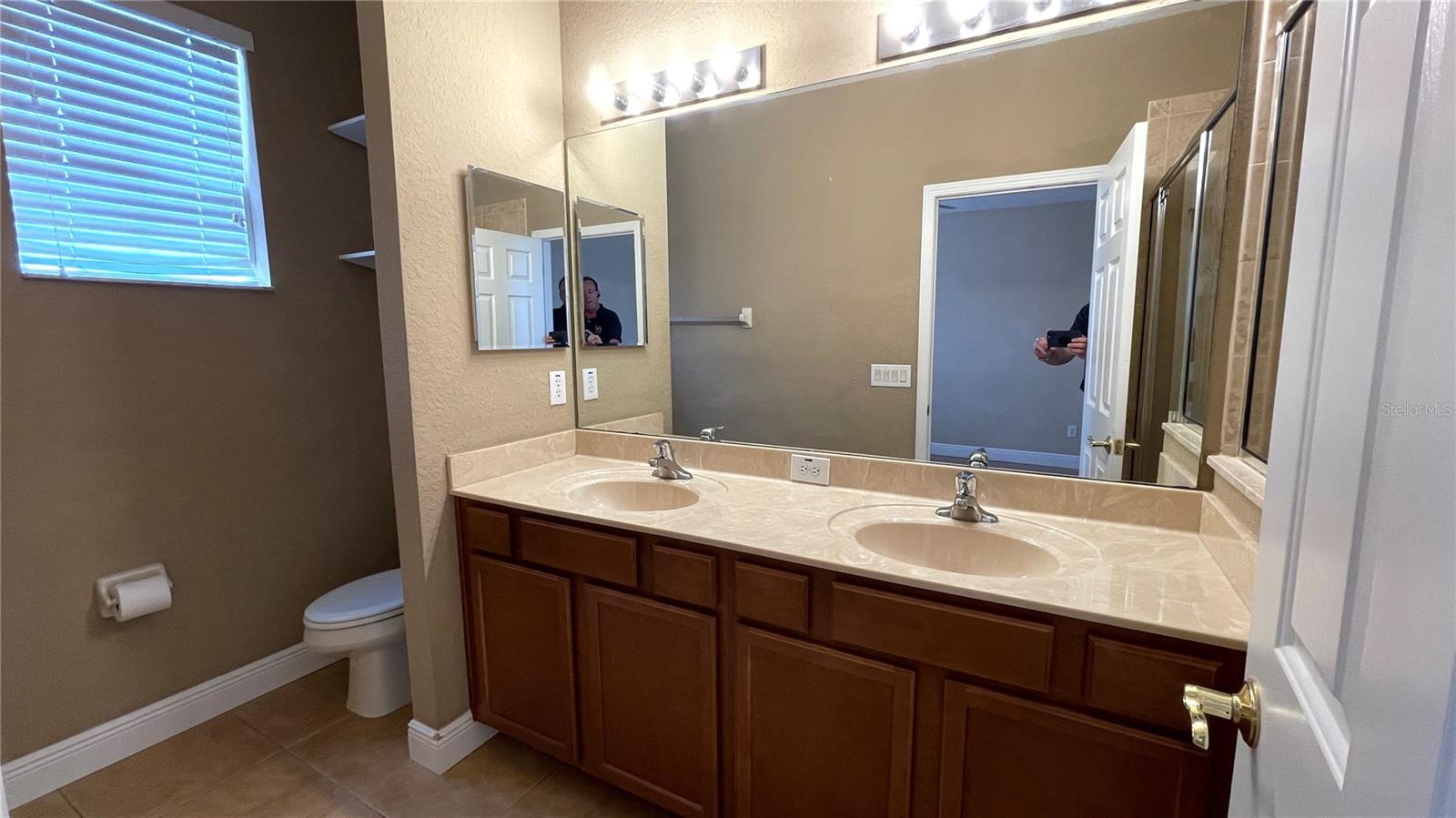 1418 SUMMERGATE DR, VALRICO, FL, 33594