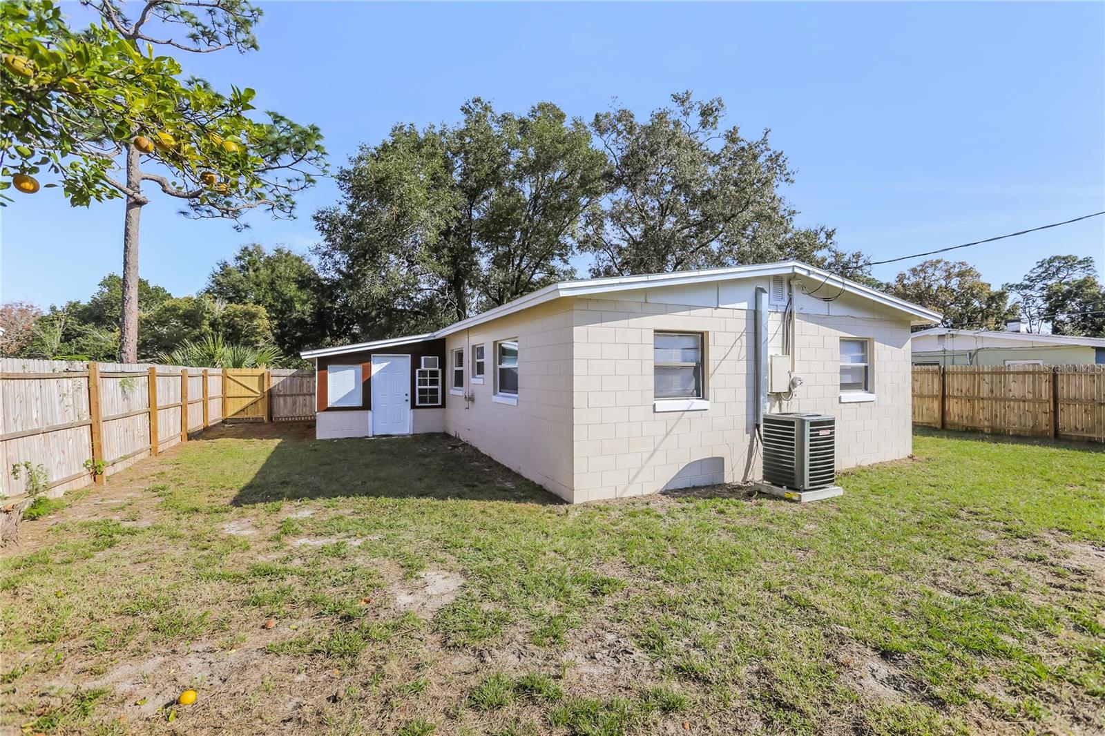 1042 REAMS ST, LONGWOOD, FL, 32750